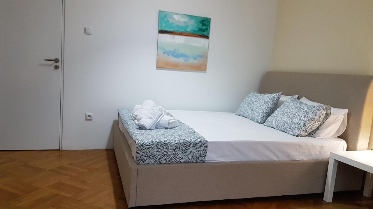Apricot Apartment - Athens Center, 6 Bd, 2.5 Bath 外观 照片